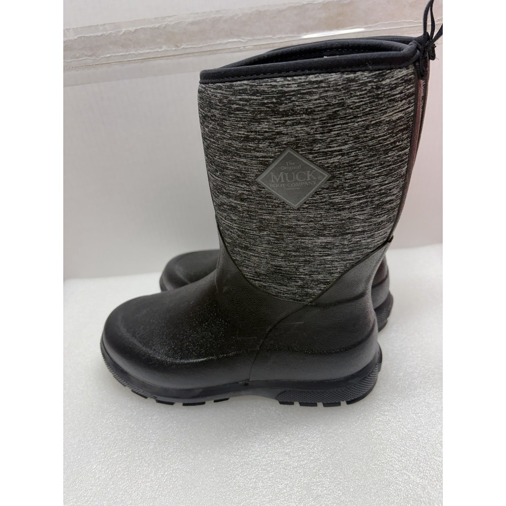 MUCK BLACK ELEMENT Boots - Unisex Kids' Shoes Size 5 Great Condition